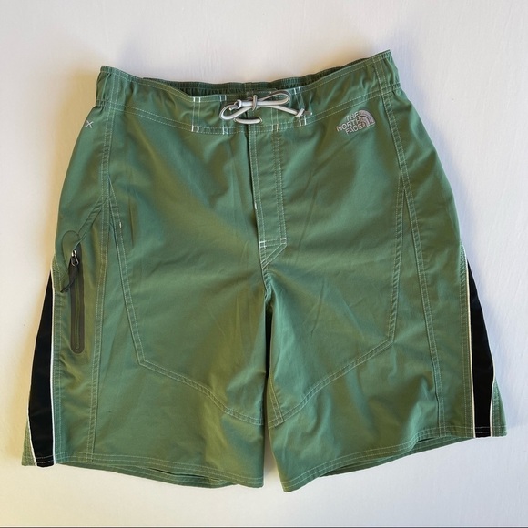 North Face Men’s Hybrid Athletic Board Shorts - Picture 1 of 8
